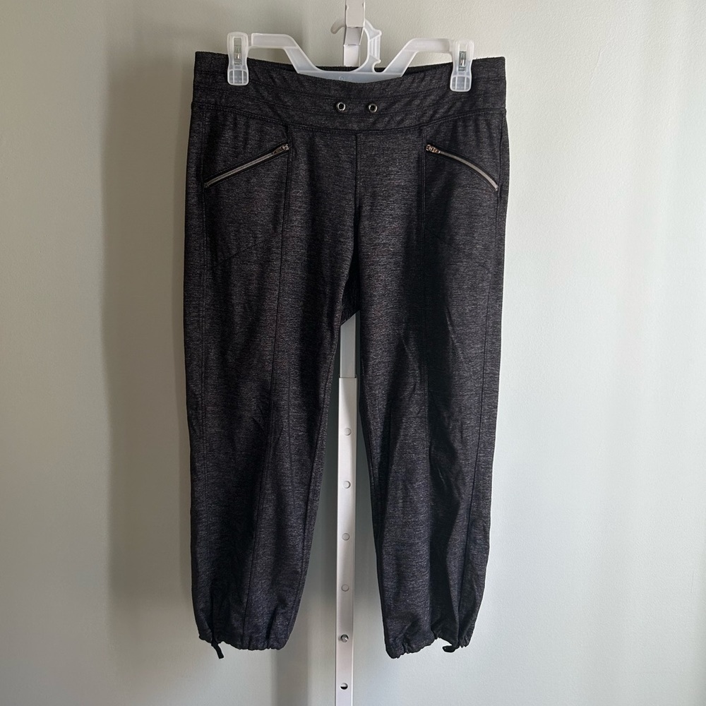 Athleta Heather Gray Athletic Cropped Pants
